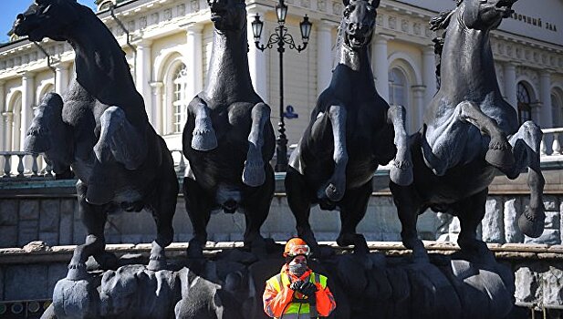 Исправность фонтанов на Манеже проверят 20 апреля