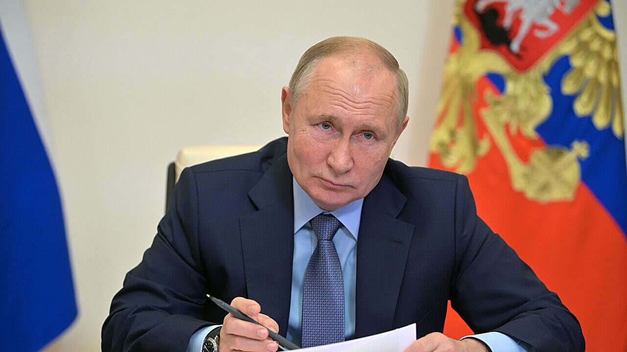 Путин поручил проработать выплаты пенсий бездомным россиянам