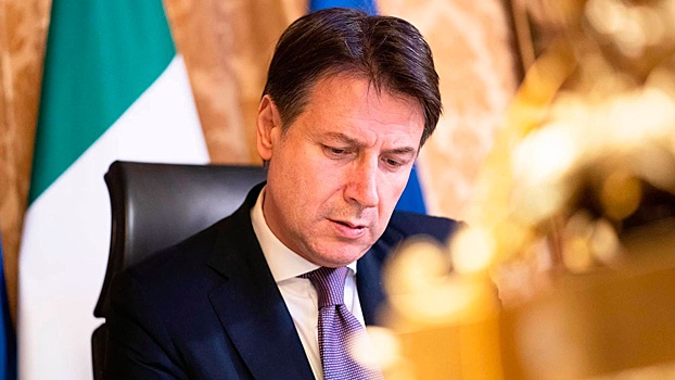 Премьер Италии официально подал в отставку