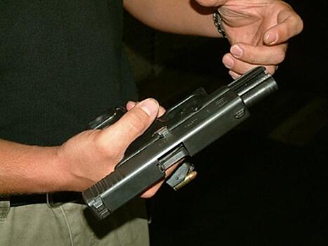 В Черногории вооруженный мужчина захватил здание банка