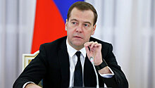 Медведев подписал документ о строительстве ж/д ветки в обход Украины