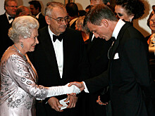 Исполнитель роли "Бонда" Крэйг рассказал, как его "прищучила" королева Елизавета