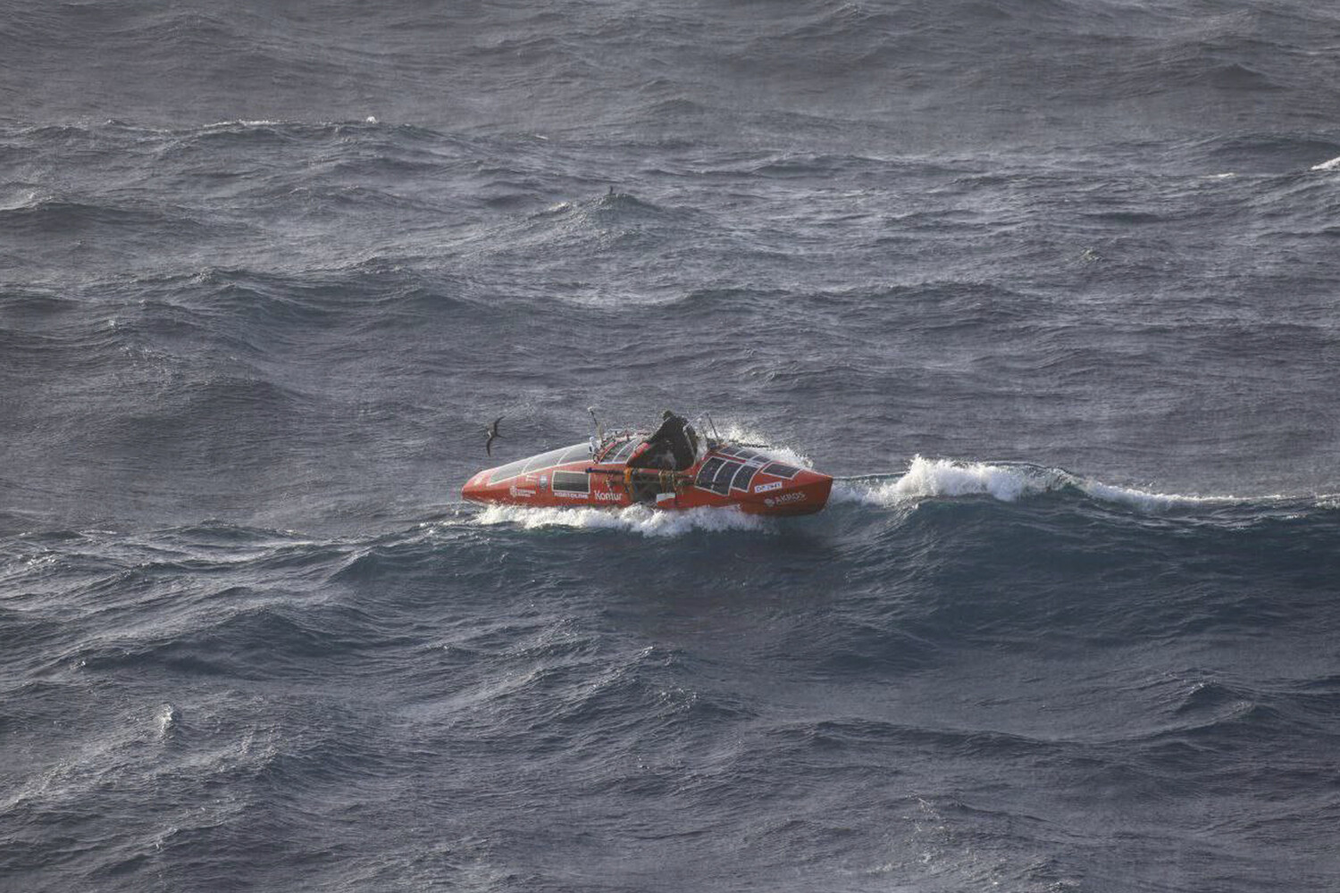 Путешественник Конюхов из-за поломок завершит экспедицию в Австралию досрочно