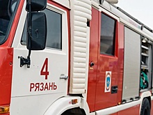 В селе Инякино под Шиловом тушили здание в 200 "квадратов"