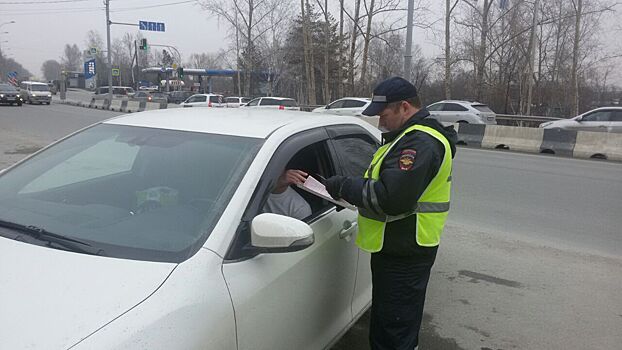 Автоинспекторы с секретным прибором поймали Nissan, владелец которого оказался должен 9 миллионов