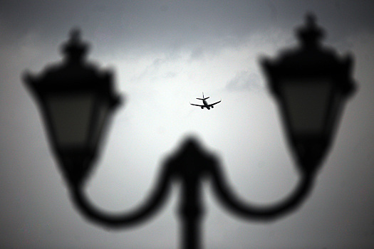 Близкие пронесли тело мертвой бабушки на борт авиалайнера