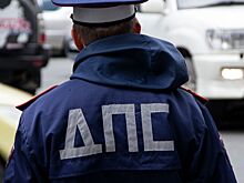Водитель потерял сознание и въехал в толпу людей в Петербурге
