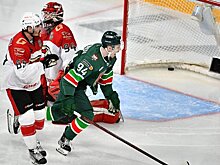 Шарипзянов Шредингера, стойкий Билялов и закольцованная драма Панюкова: финал Востока пылает