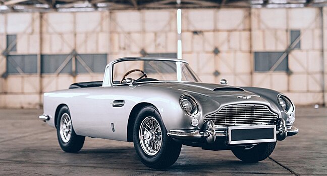 Aston Martin представил DB5 James Bond Edition за 125 000 долларов с фальшивыми пулеметами