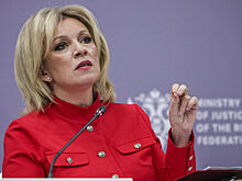 Захарова охарактеризовала одним словом планы снести на Украине памятники ВОВ