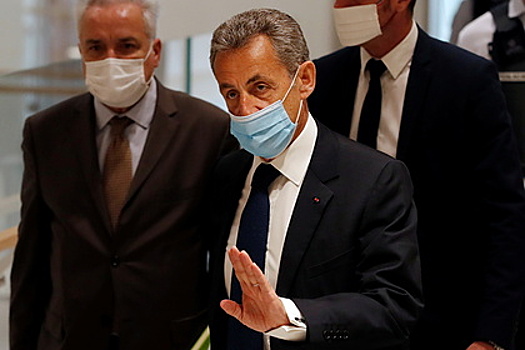 Саркози отказался участвовать в президентских выборах