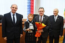Валерий Лидин вручил награды представителям Совета ветеранов в Пензе