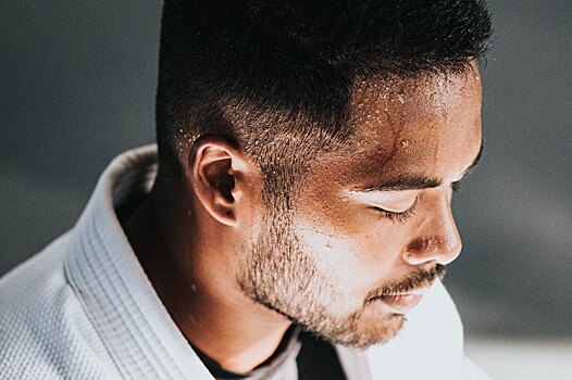 О каких заболеваниях может говорить неприятный запах тела