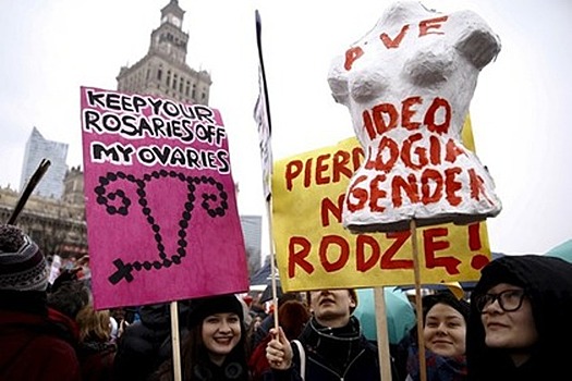 Протесты вспыхнули в Польше из-за запрета абортов