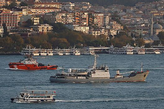 Названа возможная причина крушения корабля ЧФ России близ Стамбула