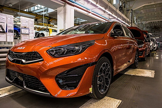Россияне тратят больше всего денег на покупку Kia и Toyota