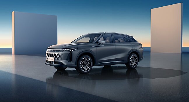 EXEED впервые официально представил характеристики гибридной версии кросс-купе EXEED RX