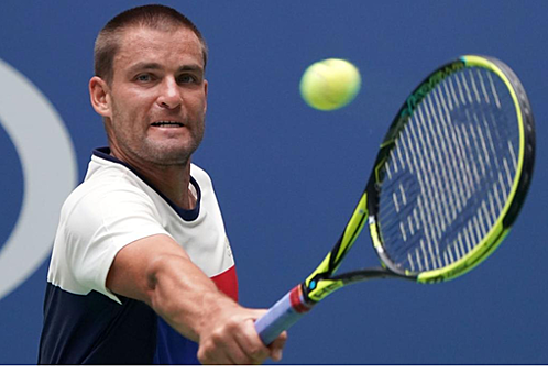 Рублёв снялся с «Ролан Гаррос» из-за травмы спины