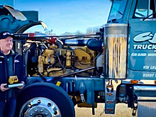 Вот это надежность! Peterbilt с пробегом 5 млн км