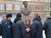 Челябинск бережно хранит память о настоящем герое Евгении Родионове