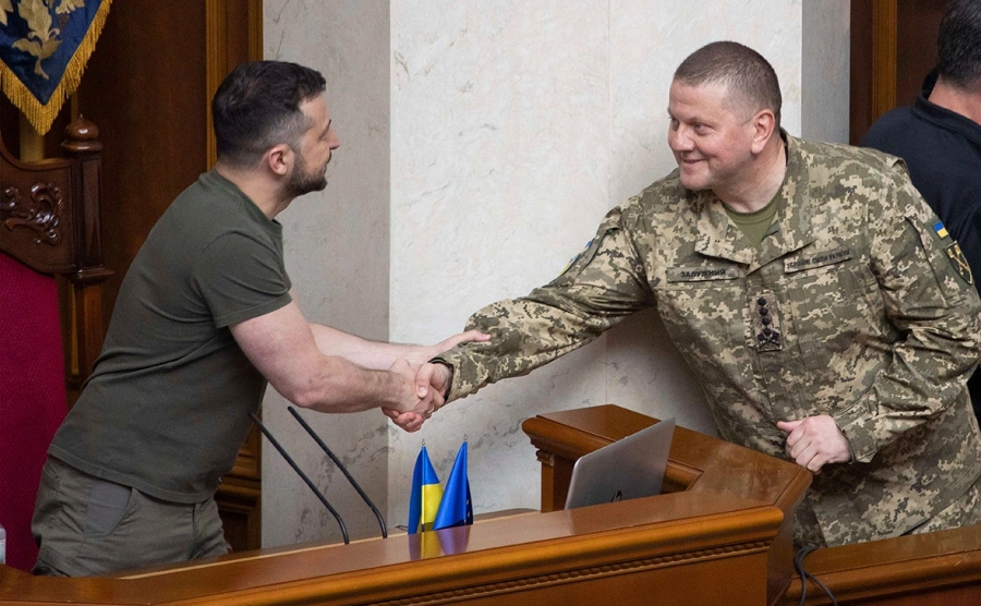 Зеленский встретился с вернувшимся на Украину Залужным