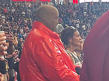 Пуленепробиваемый жилет Канье Уэста продан за $20 тыс.