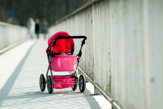 Пьяный россиянин забыл на улице четырехмесячного ребенка