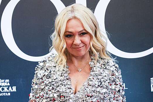 Яна Рудковская отправилась в загадочное путешествие с дочерью Веры Глаголевой