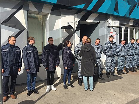 Организатор объяснил закрытие фотовыставки Стерджеса в Москве