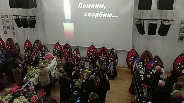 В Мурманске простились с погибшими в авиакатастрофе в Шереметьево
