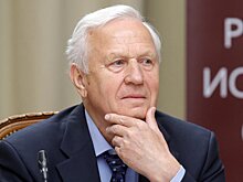 Вячеслав Колосков: «Хоккеисты пили больше футболистов, пока я работал. Футболисты в основном шампанское пили, так что ближе к народу всегда хоккеисты были»