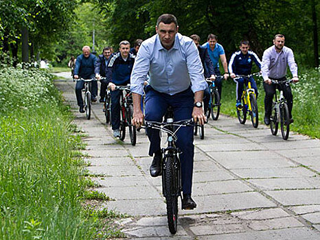 Кличко задекларировал девять велосипедов
