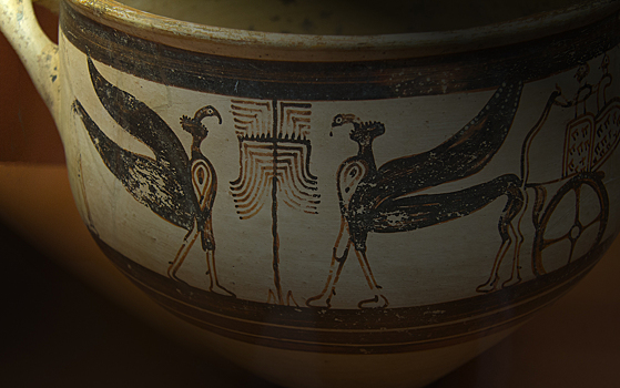 В пермском музее нашли вазу возрастом более трех тысяч лет