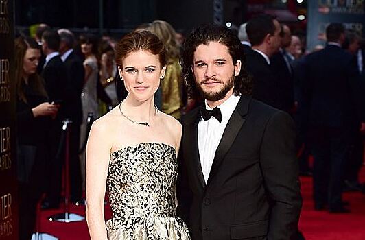 Исполнитель роли Джона Сноу рассказал, почему его свадьба не будет в стиле «Игры престолов»