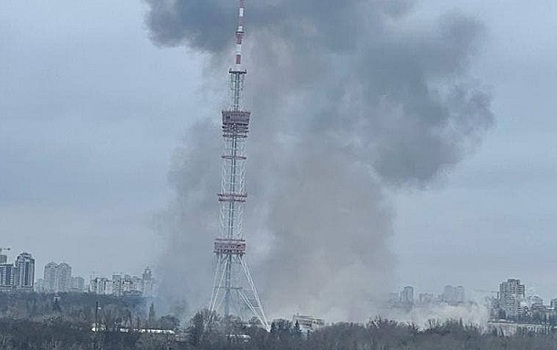 Неопознанный объект в небе напугал власти Киевской области