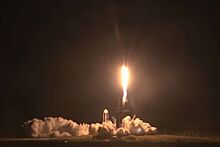 SpaceX отправила в космос первый экипаж из четырёх человек
