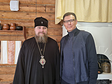 Глава Шурышкарского района ЯНАО провел встречу с архиепископом Салехардским и Ново-Уренгойским