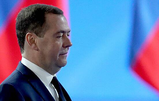 Госдума приняла закон о новой должности Медведева