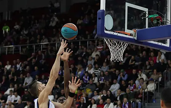 Баскетбольная "Самара" неудачно стартует в сезоне