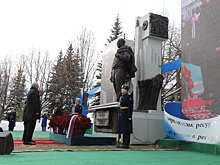 В Уфе открыли памятник первому президенту Башкортостана Муртазе Рахимову