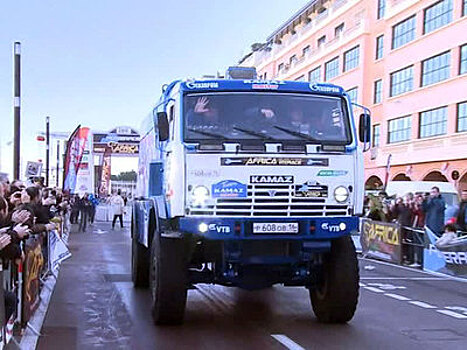 Васильев — лидер после 1-го этапа Africa Race, Каргинов — 1-й среди грузовиков