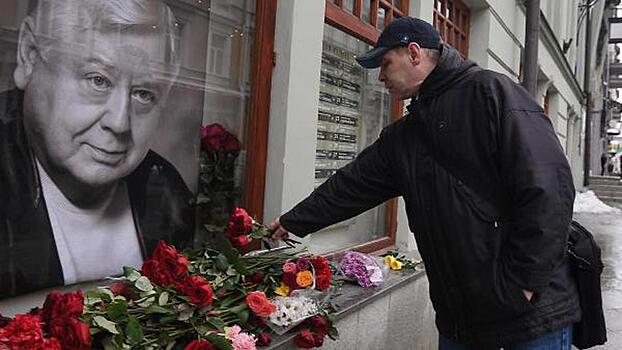 Памятник Табакову появится в Москве