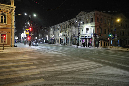 Елена Лапушкина проверила, как в Самаре ведется уборка снега в ночь перед началом рабочей недели