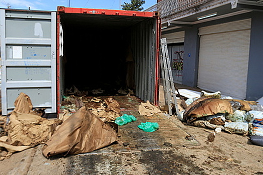 В контейнере с удобрениями на грузовом судне нашли тела безбилетников