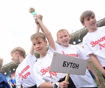 В Челябинске завершился фестиваль дворового футбола "Метрошка"-2017