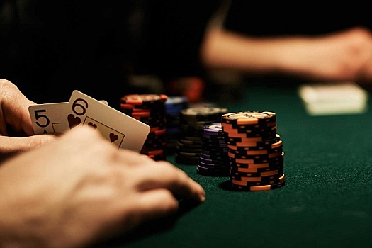 6 интересных фильмов про игроков в покер