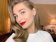 "Жду вторую беременность": Асмус с выпирающим животом предстала на публике