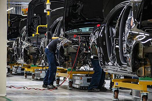 Производство легковушек в России заметно упало