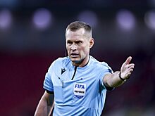 Экс-арбитр Захаров оригинальным образом поздравил Безбородова с признанием лучшим судьей