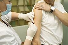 На предприятиях Металлоинвеста началась вакцинация сотрудников от гриппа